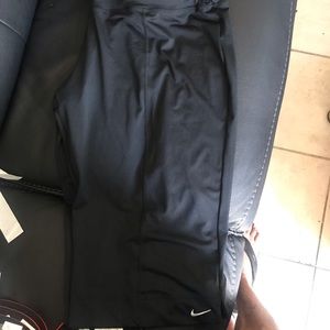 Nike Regular Fit 3/4 Pant